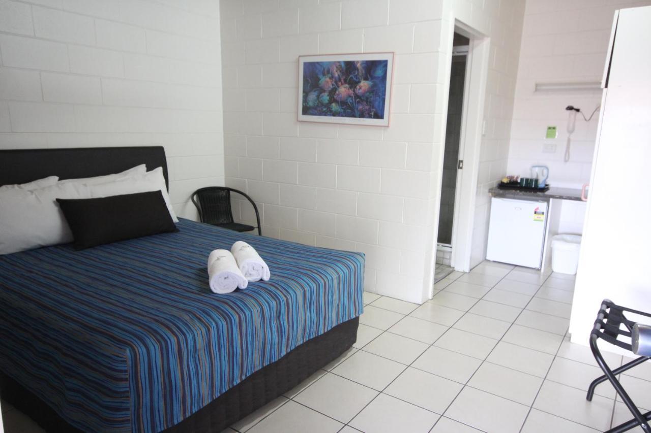 Barrier Reef Motel Innisfail Bagian luar foto