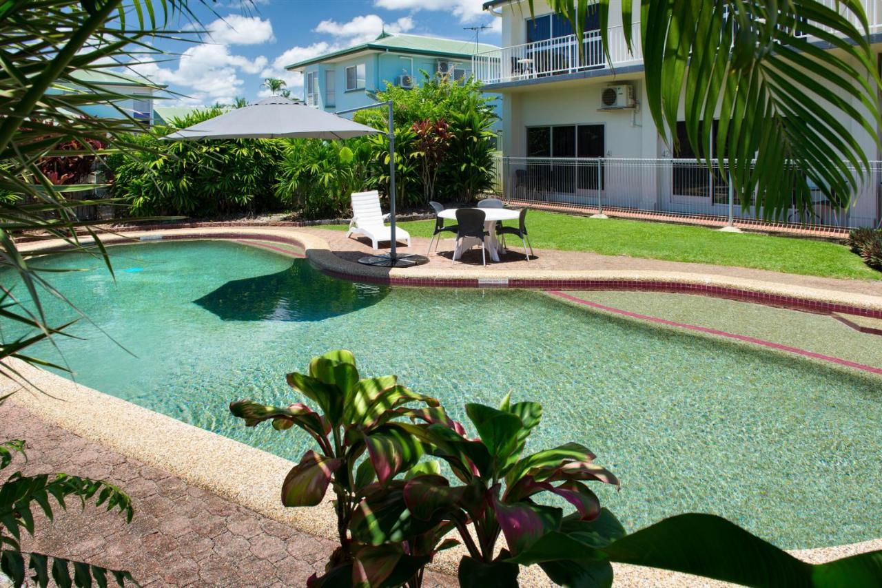 Barrier Reef Motel Innisfail Bagian luar foto