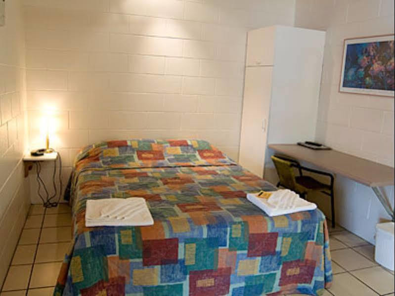 Barrier Reef Motel Innisfail Bagian luar foto
